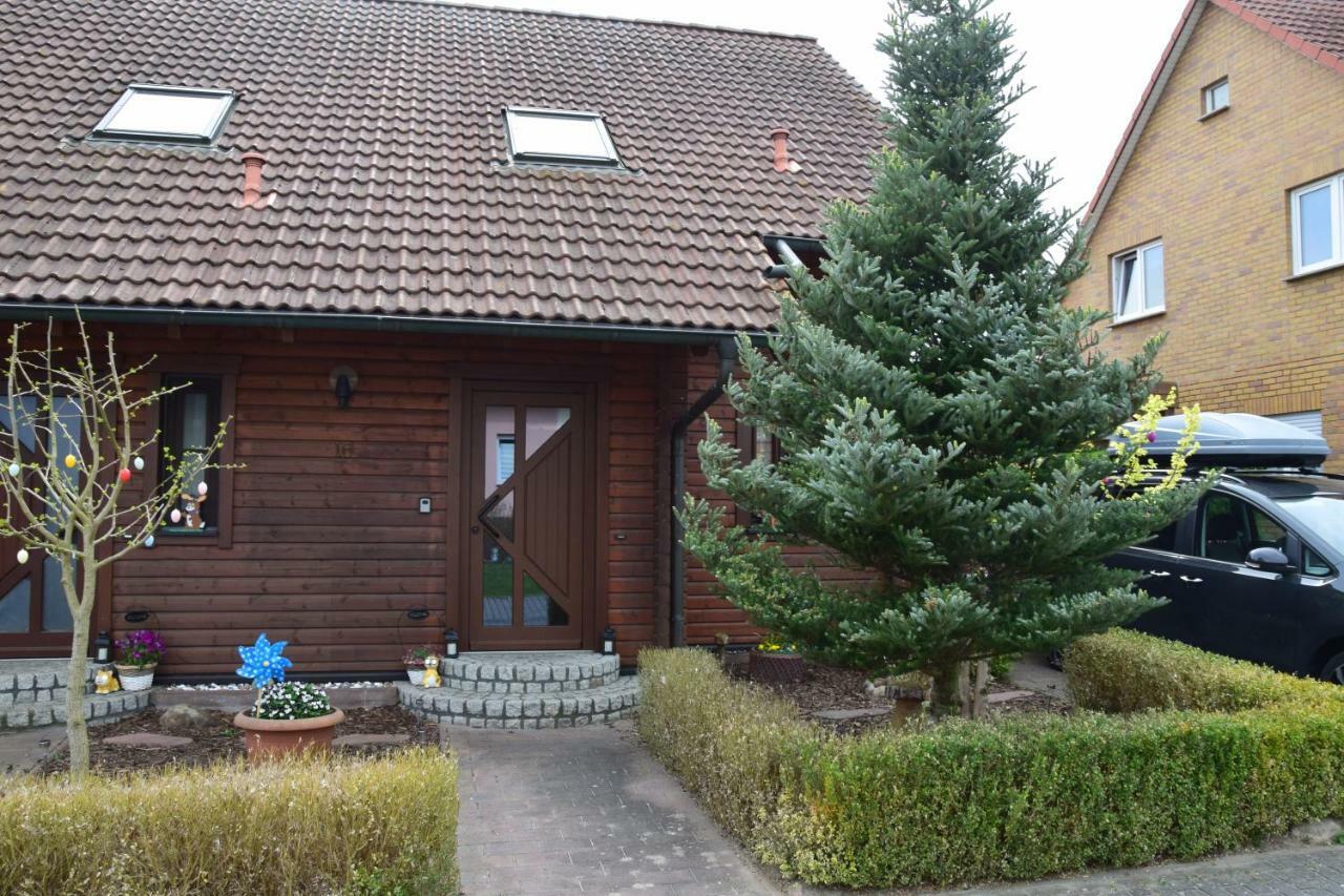 Fuenfeichener Weg 16 Eisenhüttenstadt Exterior foto