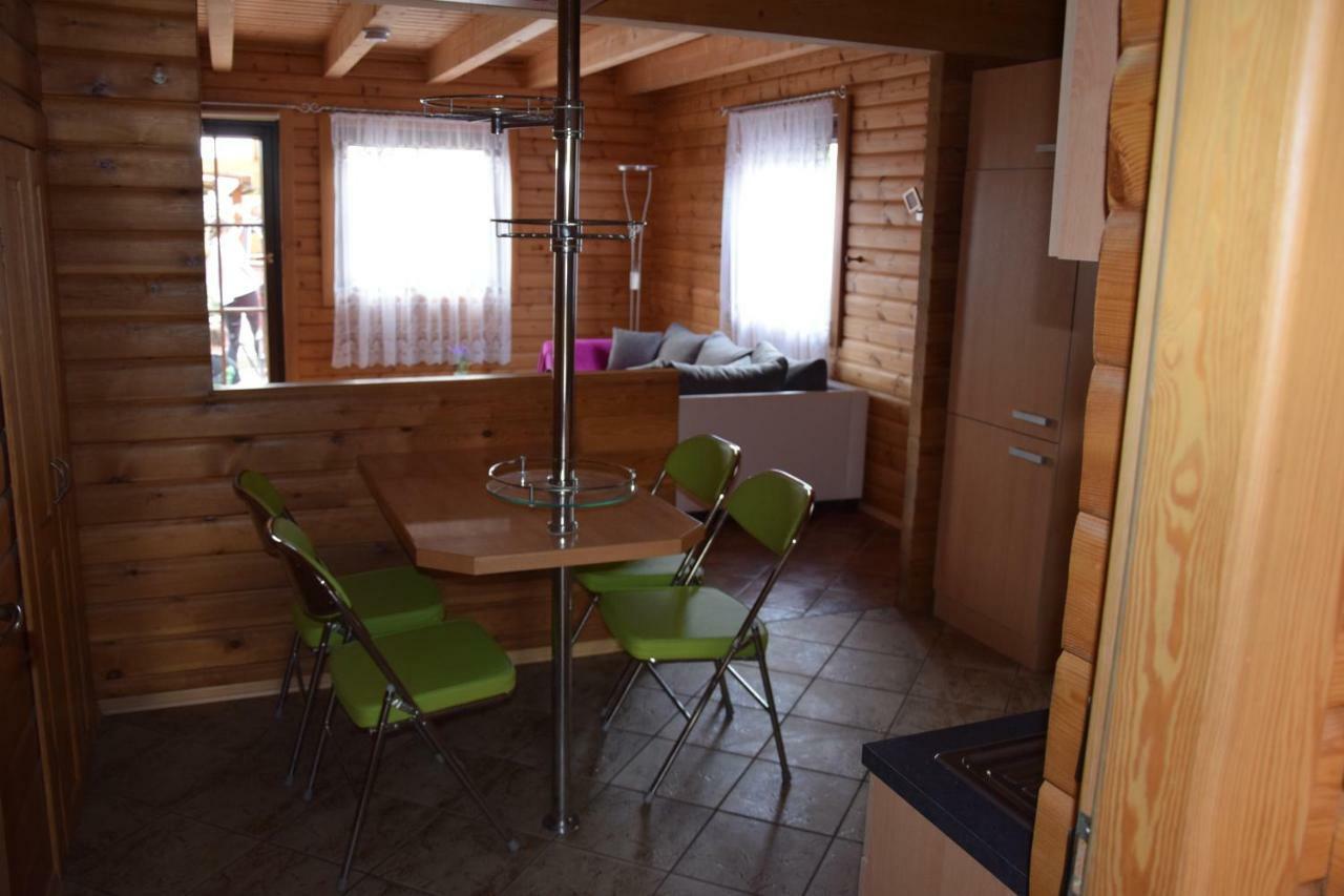 Fuenfeichener Weg 16 Eisenhüttenstadt Exterior foto